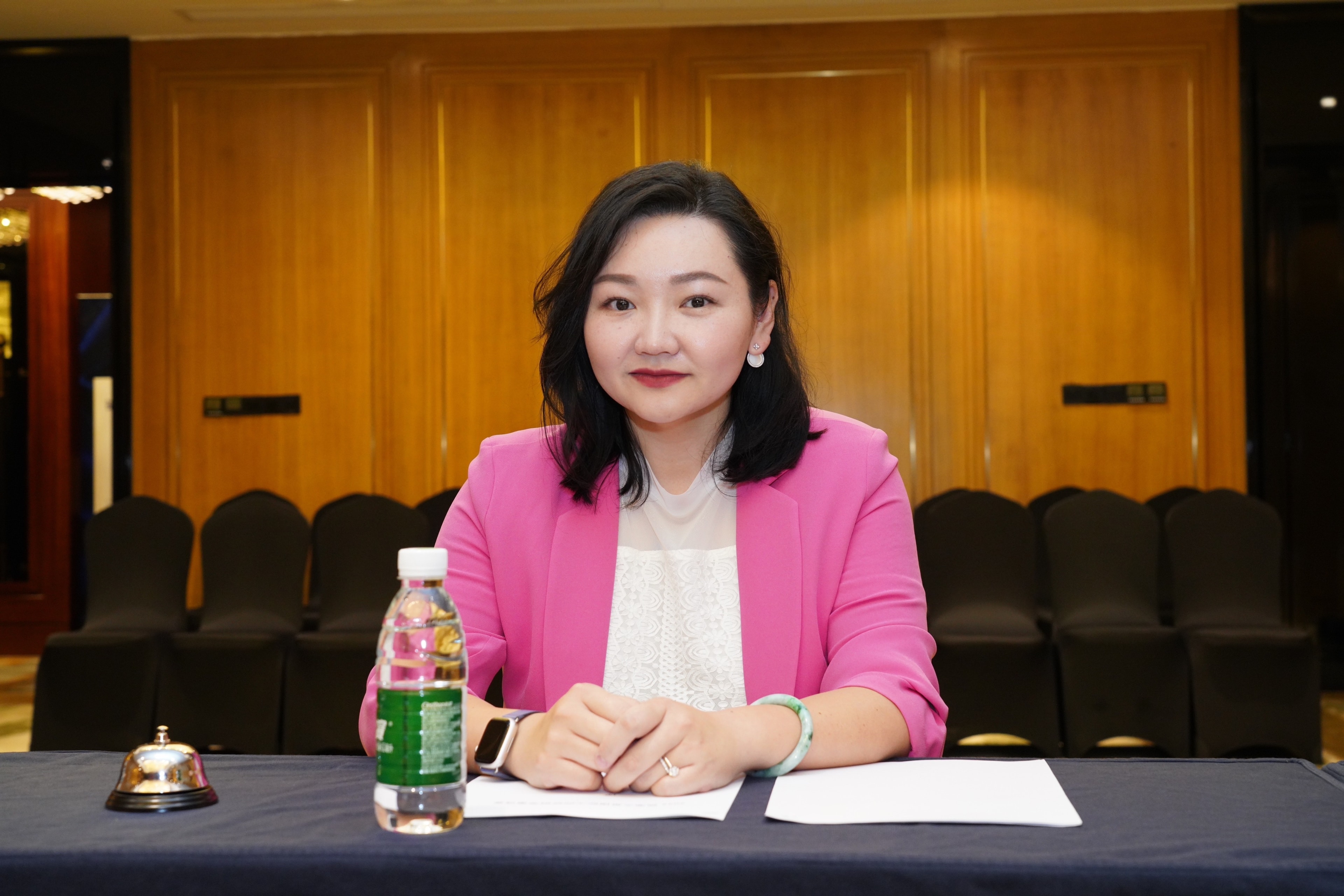 Hanqing Chang in a recital performance portrait